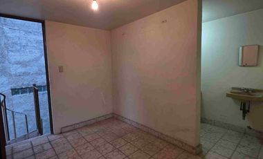 Casa de 3 pisos en RENTA, en privada, en el Fraccionamiento Villas del Álamo, al oriente de la ciudad de Pachuca, en Mineral de la Reforma, Hidalgo.