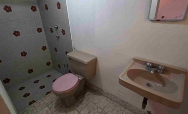 Casa de 3 pisos en RENTA, en privada, en el Fraccionamiento Villas del Álamo, al oriente de la ciudad de Pachuca, en Mineral de la Reforma, Hidalgo.