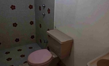 Casa de 3 pisos en RENTA, en privada, en el Fraccionamiento Villas del Álamo, al oriente de la ciudad de Pachuca, en Mineral de la Reforma, Hidalgo.