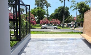 HERMOSOS DEPAS FRENTE AL PARQUE CON BALCÓN Y HERMOSAS ÁREAS COMUNES ENTREGA INMEDIATA