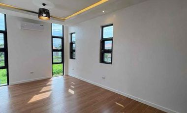 MODERN HOME FOR SALE