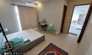 DIJUAL RUMAH BARU MODERN Dengan Kolam Renang Pribadi di Cigadung Dago Bandung