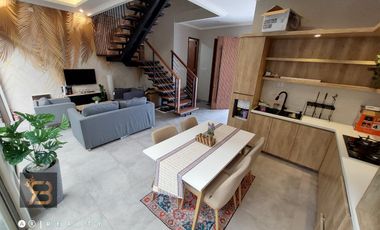 DIJUAL RUMAH BARU MODERN Dengan Kolam Renang Pribadi di Cigadung Dago Bandung