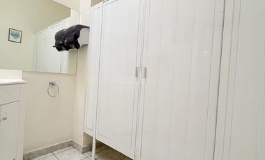 POR EL HOSPITAL MEDICA SUR CASA - OFICINA EN VENTA