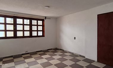Casa en Venta iztacalco, CDMX –5 recamaras, 3 baños.