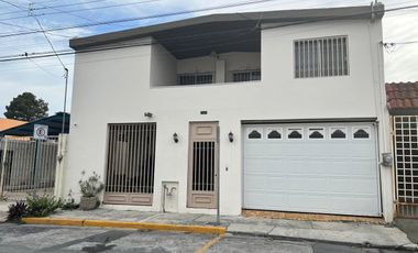 Casa en venta en El Roble, San Nicolás de los Garza, Nuevo León