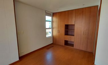 AGRADABELA APTO ARRIENDO CAJICA CENTRO