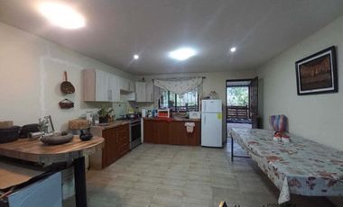 QUINTA CON PISCINA EN VENTA EN PARROQUIA LA ASUNCION