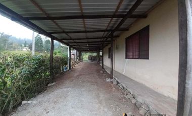 QUINTA CON PISCINA EN VENTA EN PARROQUIA LA ASUNCION