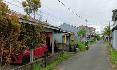 dijual rumah siap huni dekat kawasan penduduk di jl.tanjung raya 2
