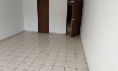 RENTO EDIFICIO DE 500M2, EN CHAPUL ORIENTE, DE 3 NIVELES, CON 11 OFICINAS, 9 BAÑOS.