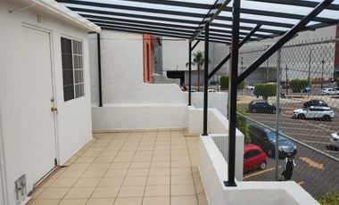 RENTO EDIFICIO DE 500M2, EN CHAPUL ORIENTE, DE 3 NIVELES, CON 11 OFICINAS, 9 BAÑOS.