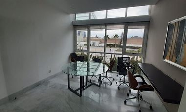 Departamento Amueblado con Servicios Incluidos en Juriquilla Towers