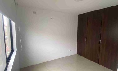 ALQUILER  VIVIENDA  5 HABITACIONES CIUDAD CELESTE LA PENÍNSULA. .