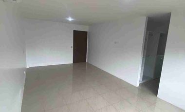 ALQUILER  VIVIENDA  5 HABITACIONES CIUDAD CELESTE LA PENÍNSULA. .