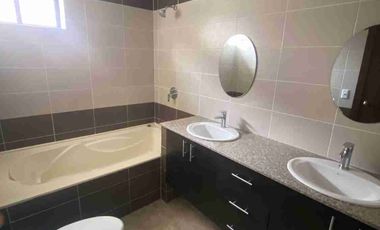 ALQUILER  VIVIENDA  5 HABITACIONES CIUDAD CELESTE LA PENÍNSULA. .