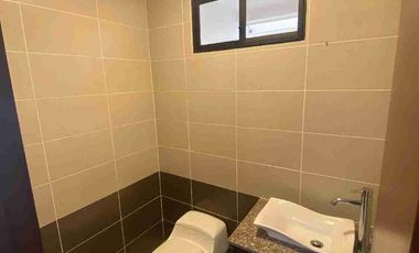 ALQUILER  VIVIENDA  5 HABITACIONES CIUDAD CELESTE LA PENÍNSULA. .