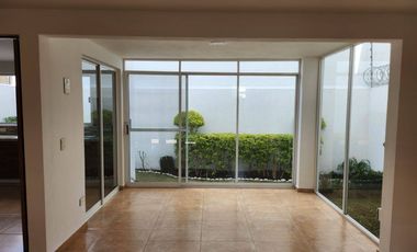 CASA EN RENTA EN LOMAS DE ANGELOPOLIS PUEBLA