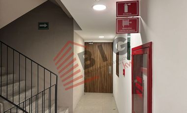 Venta de Departamento con amplia recámara y vestidor, en zona del Refugio, Qro