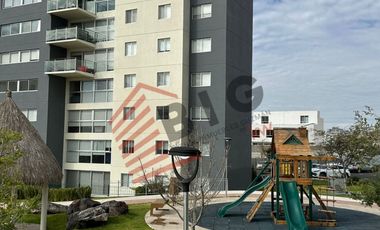 Venta de Departamento con amplia recámara y vestidor, en zona del Refugio, Qro