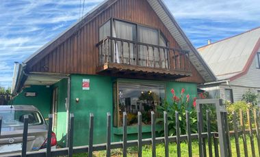 Casa con gran terreno en Avenida Francia