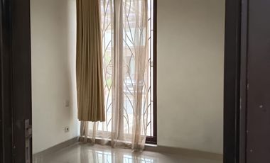 Disewakan Rumah Shinano 3KT - Jakarta Garden City (004)