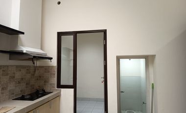 Disewakan Rumah Shinano 3KT - Jakarta Garden City (004)