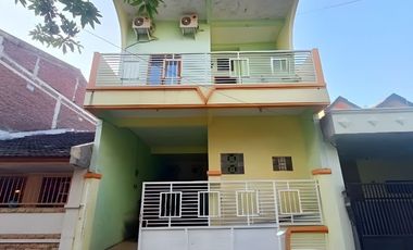 Dijual Via Lelang Rumah Kos di Perumahan Semolowaru Elok