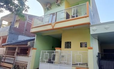 Dijual Via Lelang Rumah Kos di Perumahan Semolowaru Elok