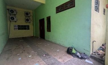 Dijual Via Lelang Rumah Kos di Perumahan Semolowaru Elok