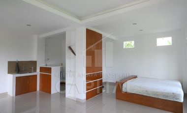 RUMAH SEMI VILLA NYAMAN DAN FULL FURNISHED DI PASIR IMPUN BANDUNG