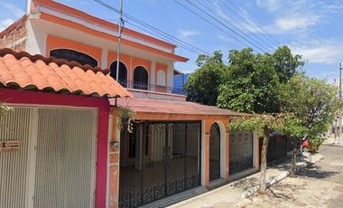 VENTA CASA: GENERAL PEDRO TORRES ORTIZ #847, Colonia FOVISSSTE, C.P. 28044 Municipio Colima, Colima