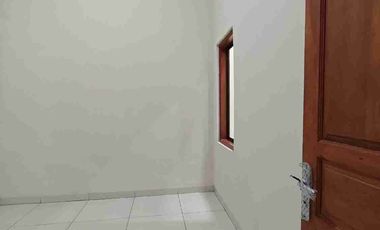 Rumah Bangunan Baru 1lt siap huni di Taman Harapan Baru dekat Harapan Indah Bekasi