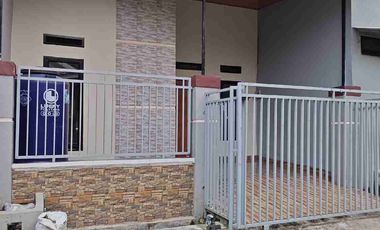 Rumah Bangunan Baru 1lt siap huni di Taman Harapan Baru dekat Harapan Indah Bekasi
