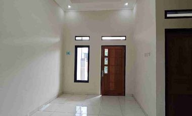 Rumah Bangunan Baru 1lt siap huni di Taman Harapan Baru dekat Harapan Indah Bekasi