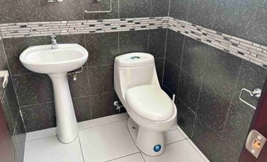 Potencial Casa Comercial en el Inca en venta