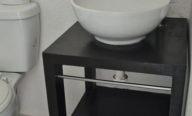 CASA LAGO DE TEQUESQUITENGO MORELOS