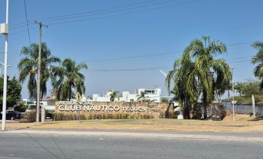 CASA LAGO DE TEQUESQUITENGO MORELOS