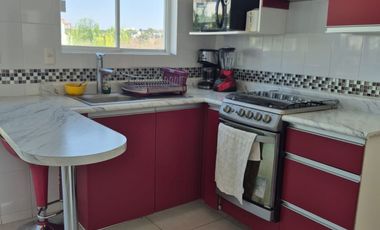 CASA LAGO DE TEQUESQUITENGO MORELOS