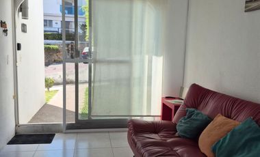 CASA LAGO DE TEQUESQUITENGO MORELOS