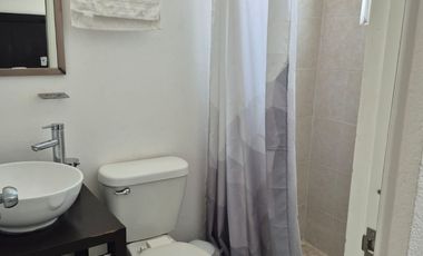 CASA LAGO DE TEQUESQUITENGO MORELOS