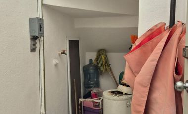 CASA LAGO DE TEQUESQUITENGO MORELOS