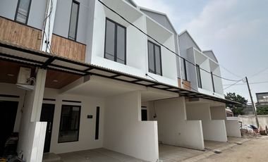 Rumah Siap Huni di Depok Lokasi di lalui Angkot di Depan Perumahan