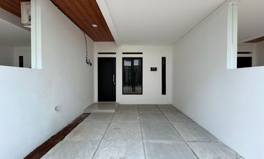 Rumah Siap Huni di Depok Lokasi di lalui Angkot di Depan Perumahan