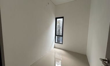 Rumah Siap Huni di Depok Lokasi di lalui Angkot di Depan Perumahan