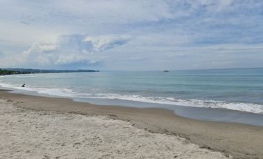 Beach House Villa in Morong, Bataan