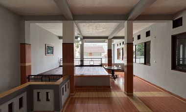 Rumah 2 Lantai Siap Huni Dekat Kampus dan Rumah Sakit Area Ringroad Timur Banguntapan Bantul