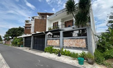 DIJUAL RUMAH MEWAH FULL FURNISHED DI SOLO SUMBER DEKAT KPU