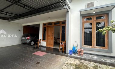 DIJUAL RUMAH MEWAH FULL FURNISHED DI SOLO SUMBER DEKAT KPU