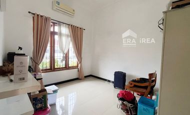 DIJUAL RUMAH MEWAH FULL FURNISHED DI SOLO SUMBER DEKAT KPU
